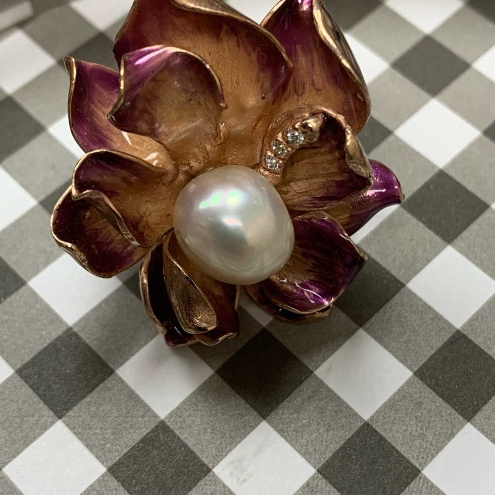 Italian made gorgeous ring